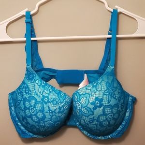 No Boundaries Green Women 38D Bra